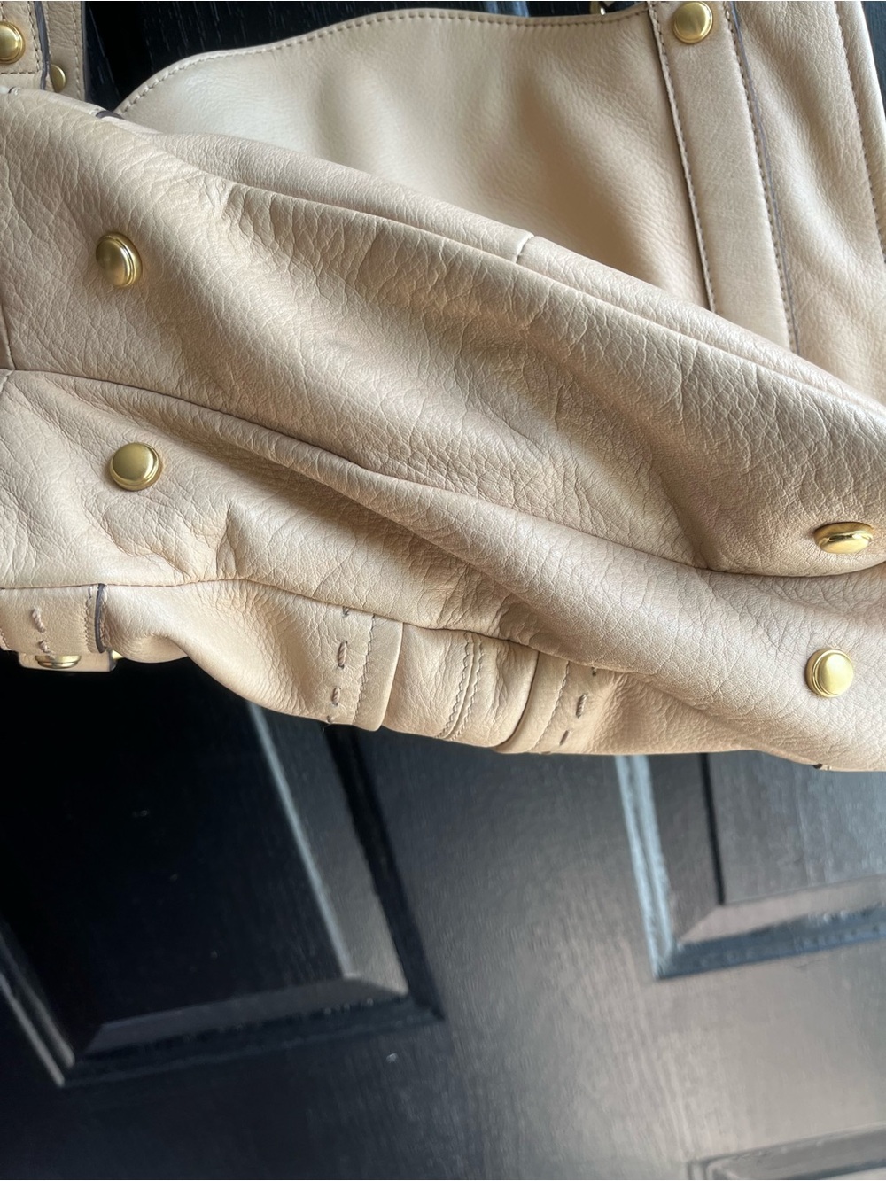 B Makowsky Light Beige Leather Shoulder Bag - Picture 9 of 10